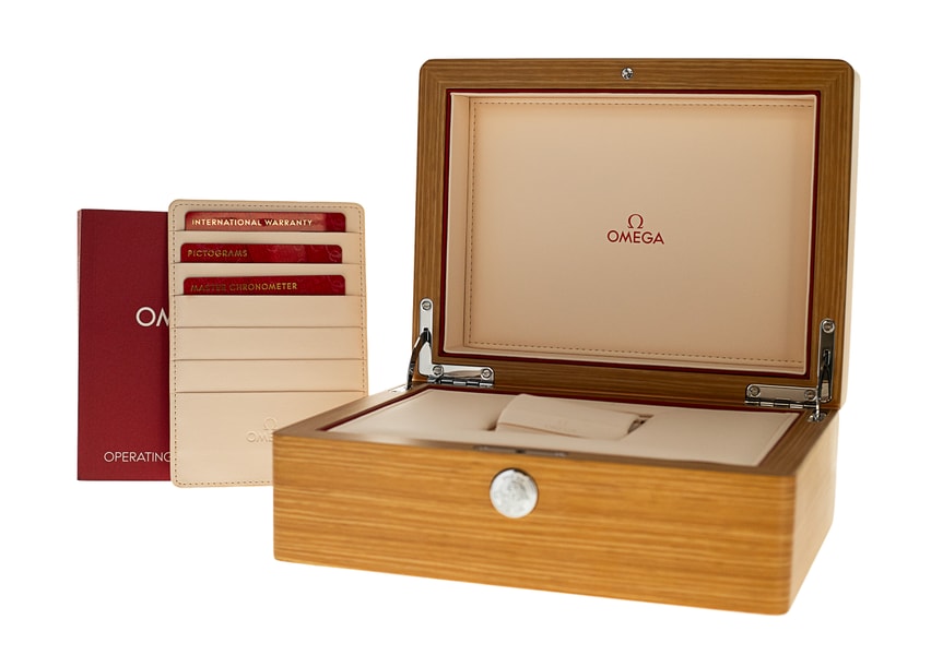 Omega Planet Ocean 215.30.46.21.03.002